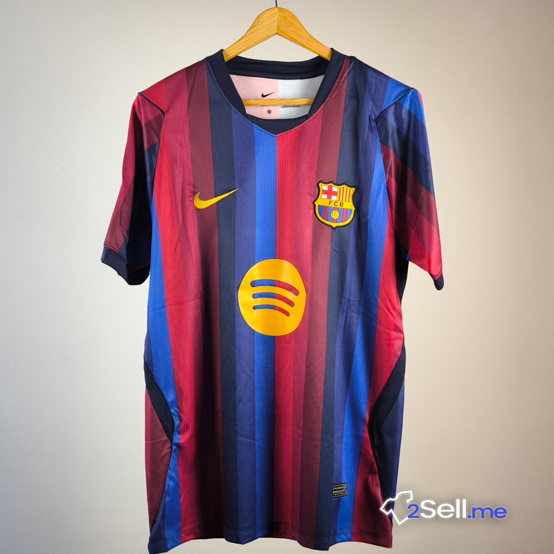 Prima Maglia Barcellona 26/27 Pedri (Versione Fan) - Taglia M